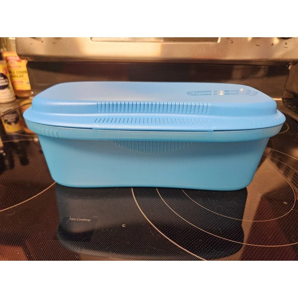 Blue Tupperware Microwave Pasta Maker Spaghetti Cooker #6775A W/ Lid #7209A EUC